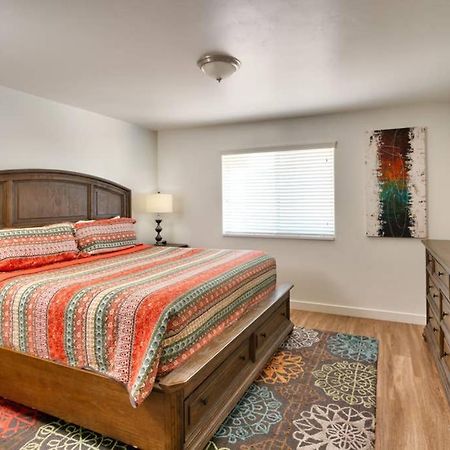 6H Spacious Redcliff Condo, Pool & Hot Tub Moab Exterior photo